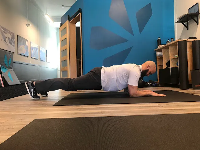 Crux Chiropractic Picture 4