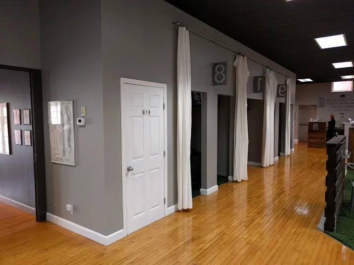 918 Chiropractic Picture 7