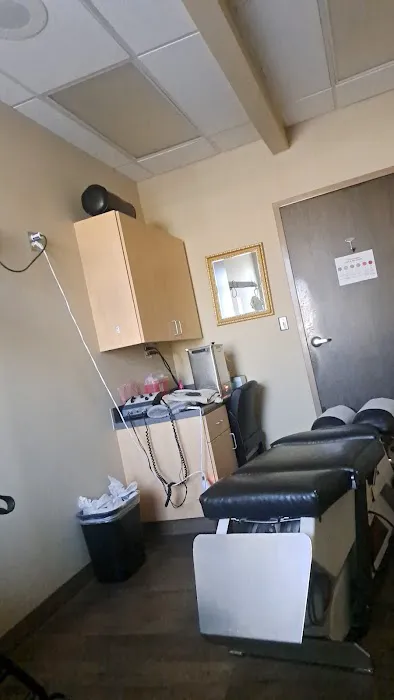 Care Family Medical & Chiropractic Picture 5