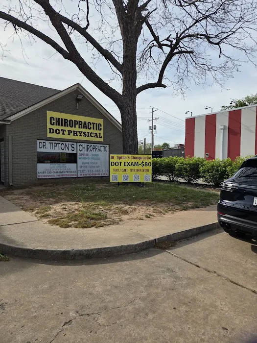 Dr. Tipton's Chiropractic Picture 7