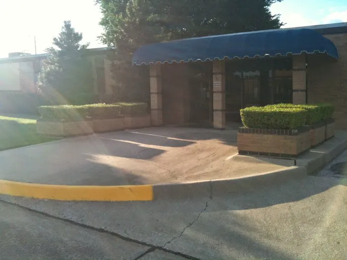 Tulsa Spine Care Associates Picture 9
