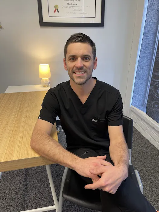Hays Chiropractic + Acupuncture Picture 4