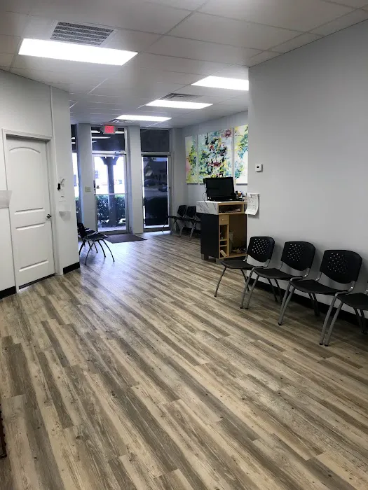 Hays Chiropractic + Acupuncture Picture 8