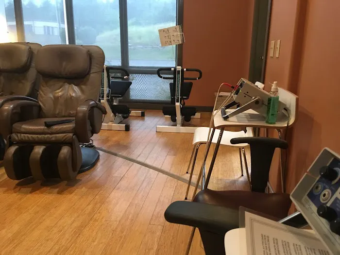 Natural Health & Chiropractic Center Picture 6