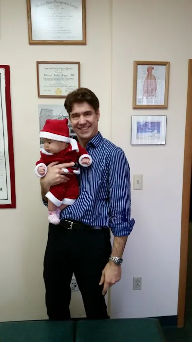Agger Chiropractic & Nutrition Clinic: Simon J Agger, DC Picture 5