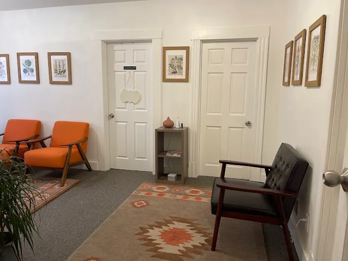 Lemongrass Chiropractic Picture 1