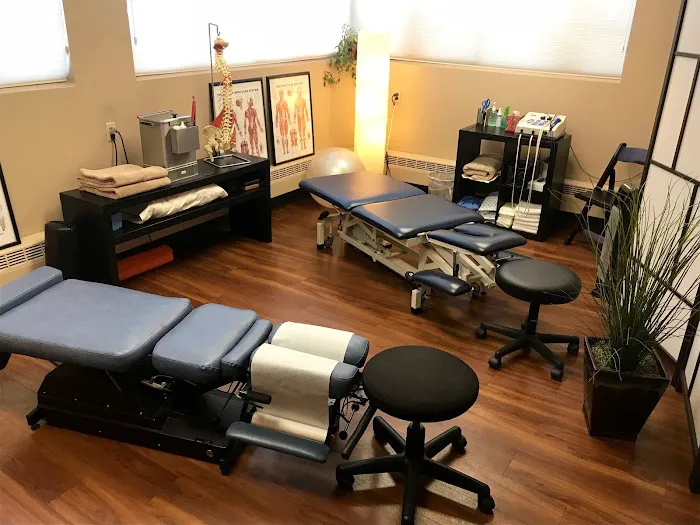 Neighborhood Chiropractic and Acupuncture Picture 1