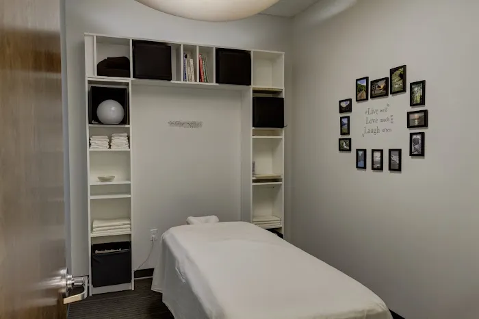 Marcum Chiropractic Clinic Picture 3