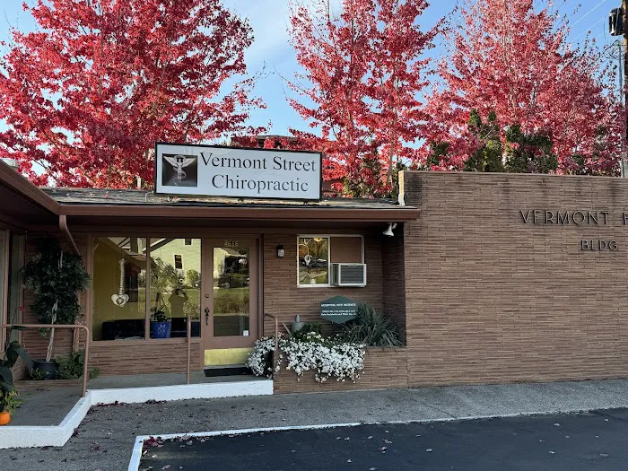 Vermont Street Chiropractic Jeff Felker, DC Chiropractor Picture 2