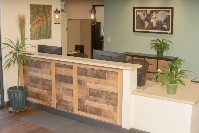 Renew Accident & Injury Chiropractic Clinic Picture 2