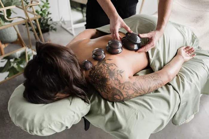 Zen Space Broadway: Acupuncture + Massage + Chiropractic Picture 6