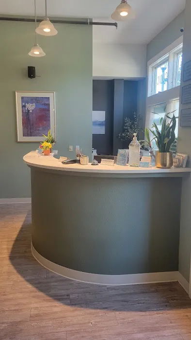 Pure Life Clinic Picture 3
