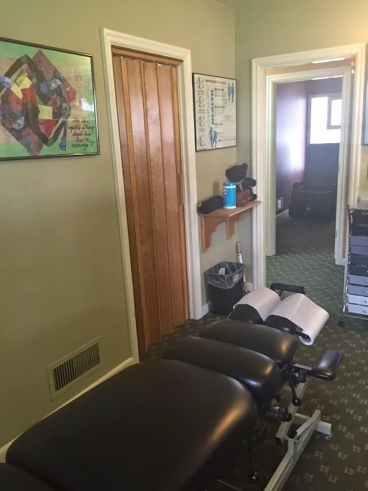 Flowers Chiropractic Picture 3