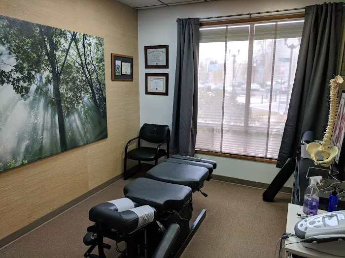 Milwaukie Spine + Sport Picture 6