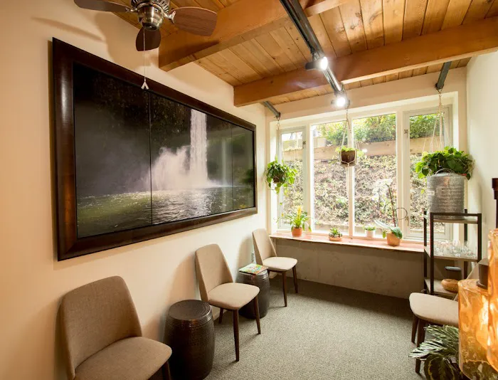 Sunstone Chiropractic & Massage Picture 3
