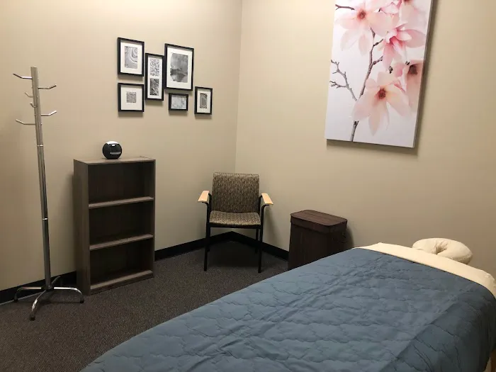 Veeva Chiropractic (formerly Centro Chiropractic) Picture 6