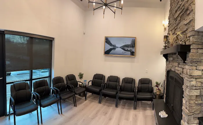 Rhodes Chiropractic Picture 7