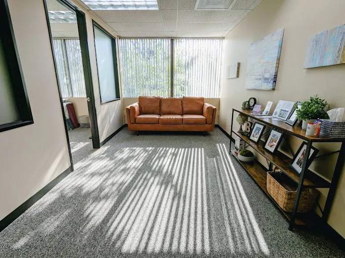 Burnett Chiropractic & Massage Inc. Picture 7