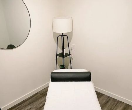 Momentum Chiropractic + Sports Medicine