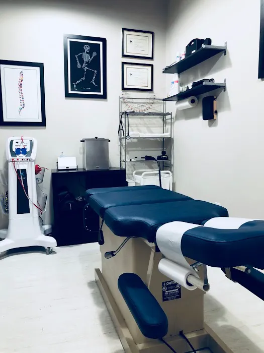 Jay Han, DC Pain, Injury + Wellness Clinic Picture 7