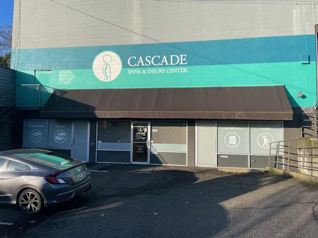 Cascade Spine & Injury Center Picture 9