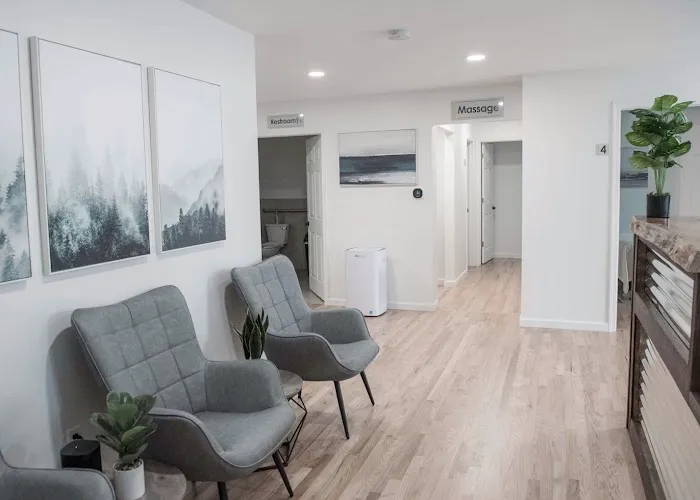 Auto Injury Chiropractic- Milwaukie Picture 6