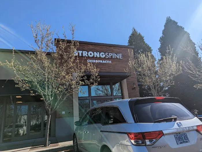 Strong Spine Chiropractic Picture 1