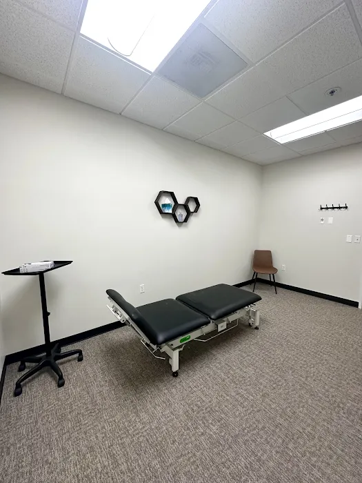 Veeva Chiropractic - Portland (Formerly Centro Chiropractic) Picture 5