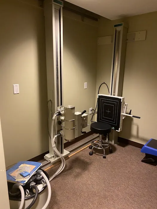 Chiropractic Auto Injury Clinic Picture 5