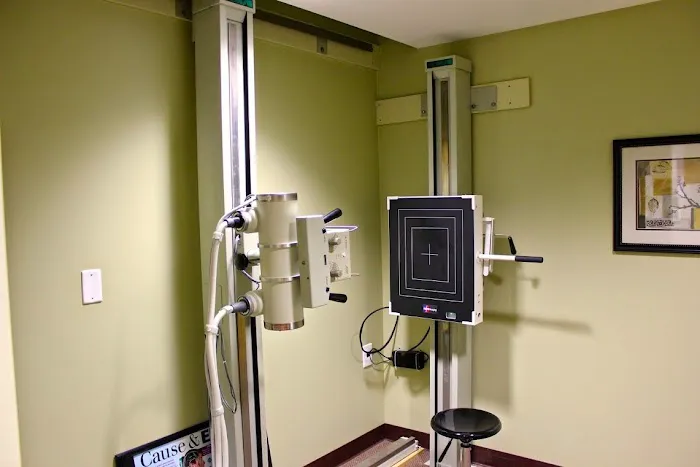 Chiropractic Auto Injury Clinic Picture 7