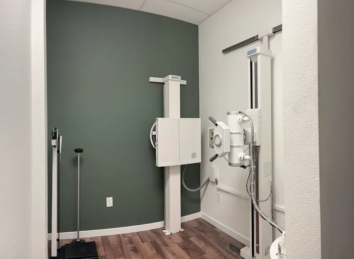 Accident Care Chiropractic Picture 9