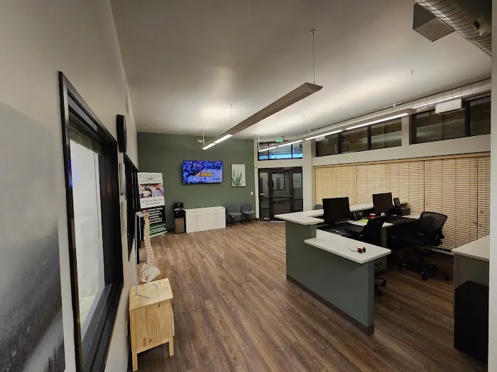 Accident Care Chiropractic Picture 10