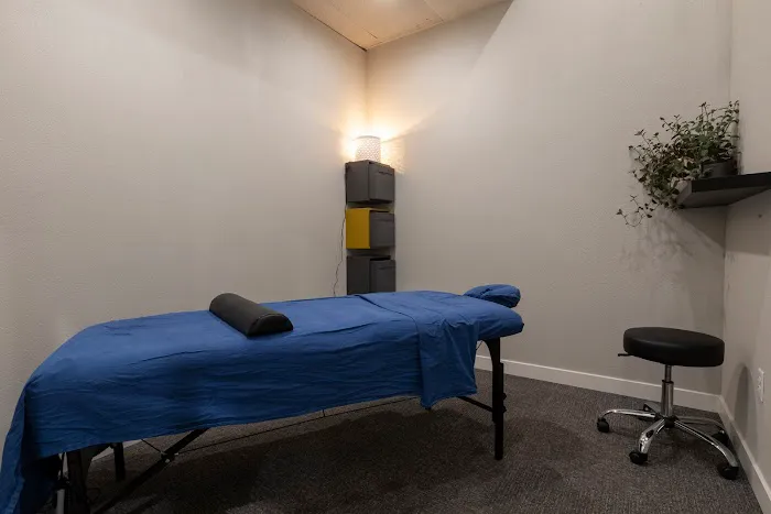 Accident Care Chiropractic Picture 2