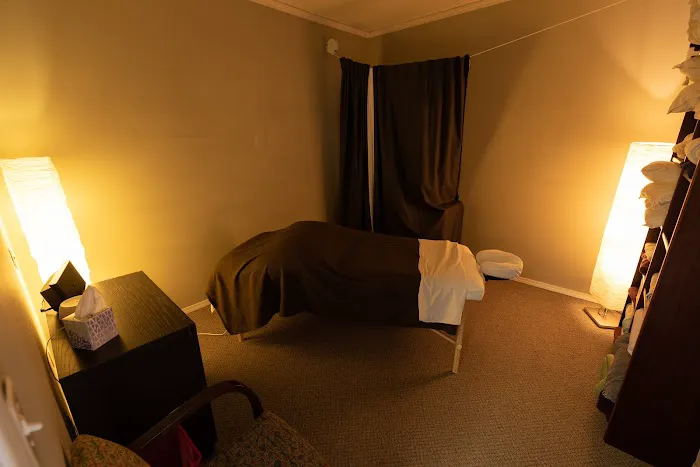 West Hills Chiropractic Clinic Picture 2