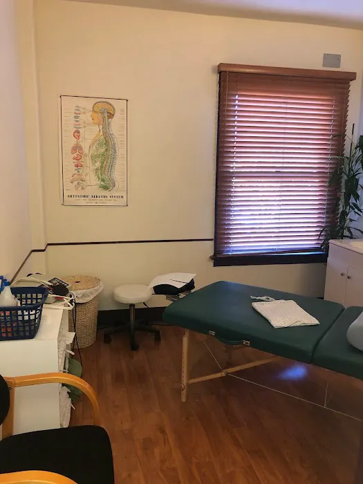 Best Chiropractic Clinic Picture 6