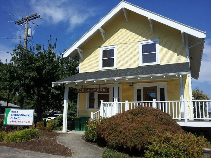 Best Chiropractic Clinic Picture 8