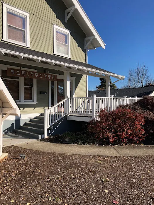 Best Chiropractic Clinic Picture 10