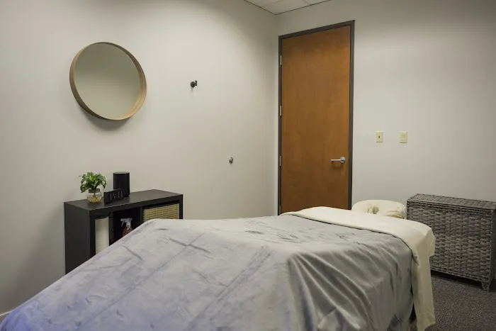 Accident Care Chiropractic Picture 6