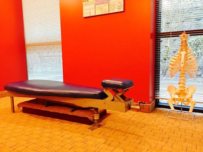 Locke Chiropractic LLC Picture 10
