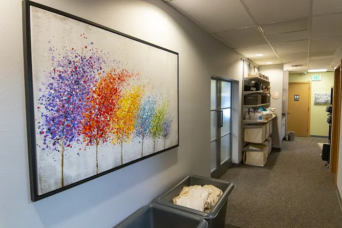 D'Vida Injury Clinic & Wellness Center Picture 8