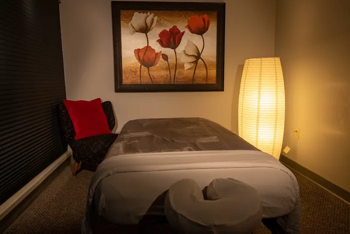 D'Vida Injury Clinic & Wellness Center Picture 5