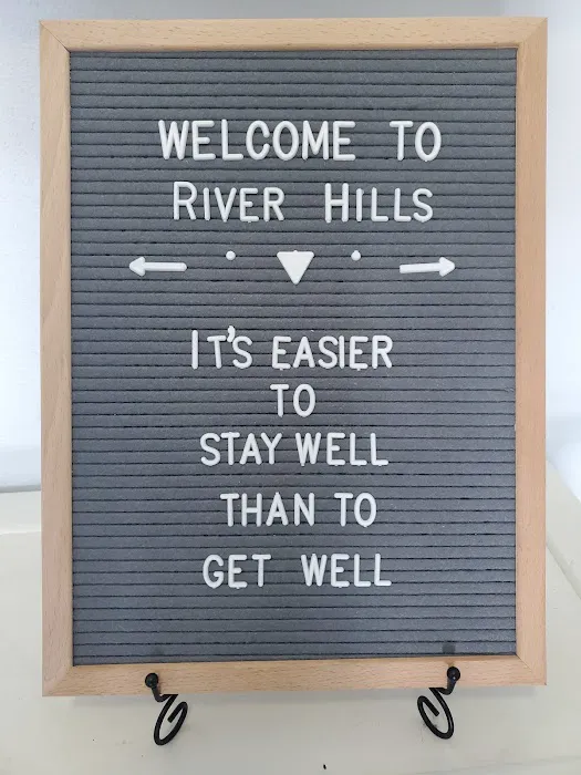 River Hills Chiropractic Clinic Picture 1
