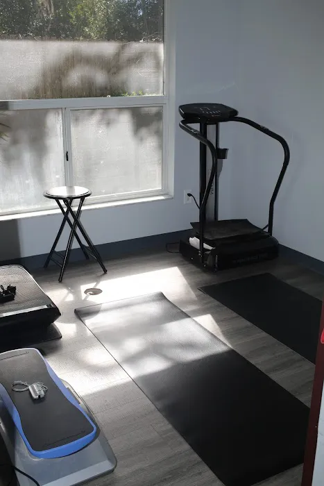 River Hills Chiropractic Clinic & Wellness Center Picture 3