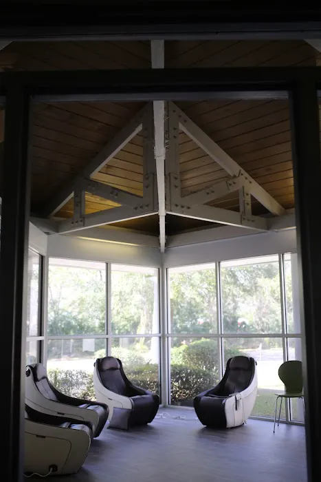 River Hills Chiropractic Clinic & Wellness Center Picture 9