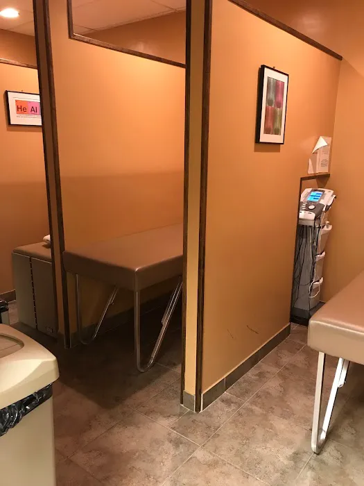 Absolute Injury and Pain Physicians Picture 3