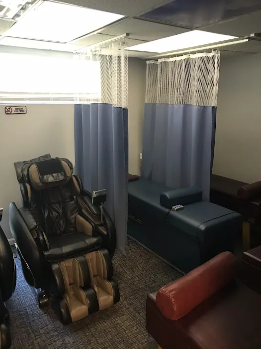 Deerwood Lake Chiropractic Picture 4