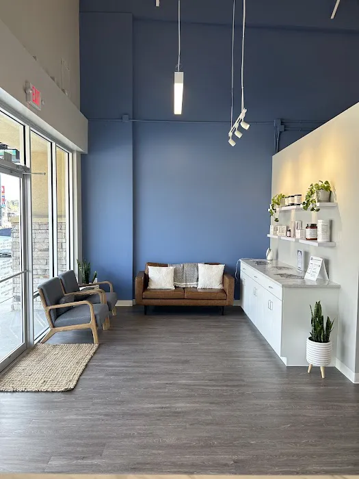 MaxLiving Chiropractic Picture 10