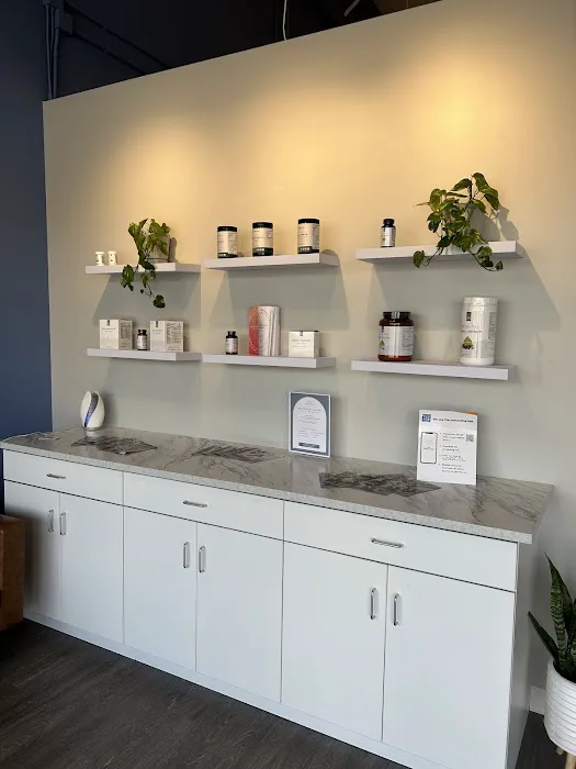 MaxLiving Chiropractic Picture 7