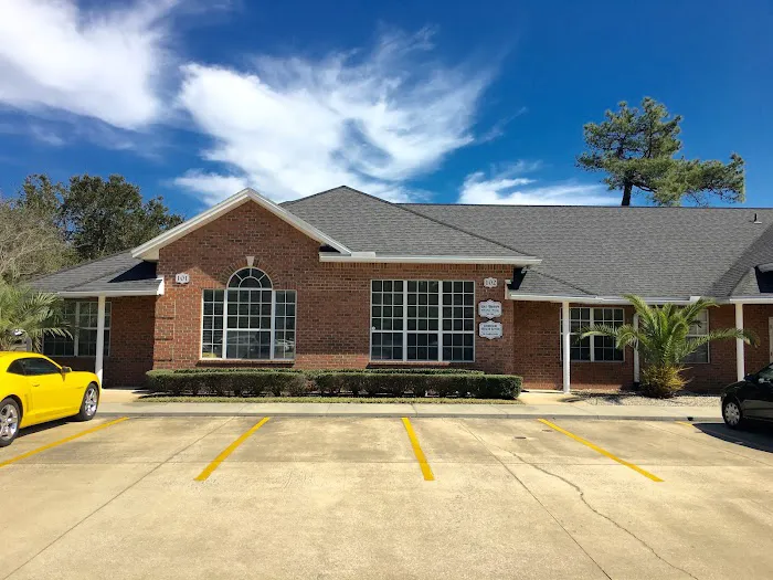 ChiroCure Health Center: Dr. Emilio Cosio Picture 6