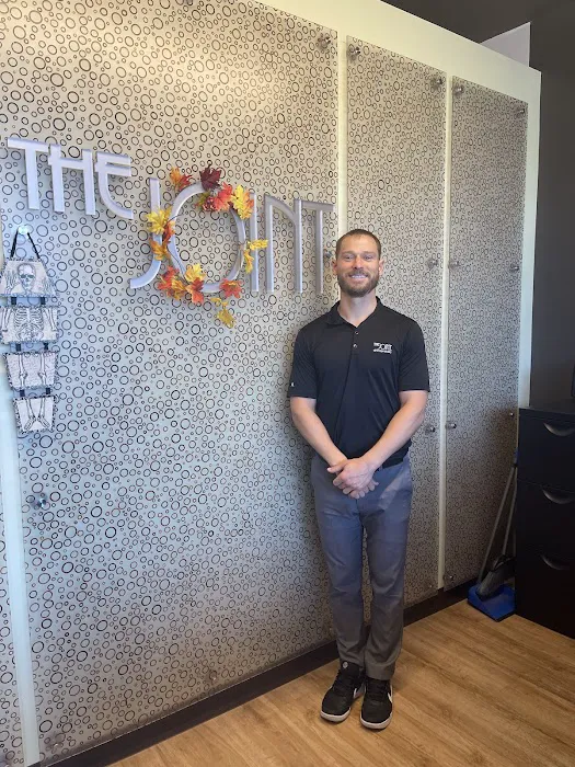 The Joint Chiropractic Picture 8